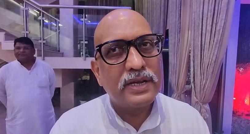 अजय
