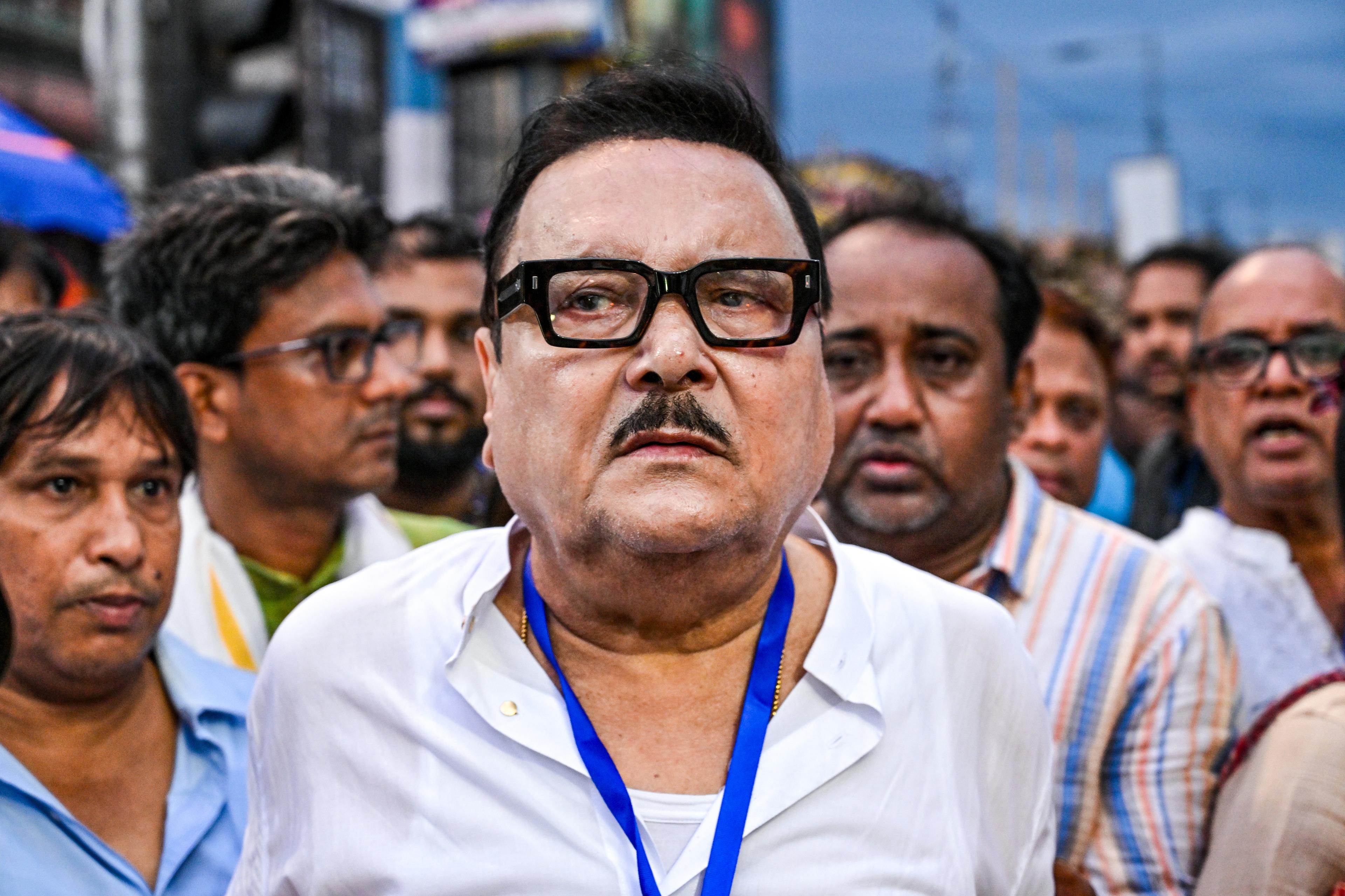 मदन मित्रा की गाड़ी पर हमले के बाद भाजपा का पलटवार, बोली- सुरक्षा बढ़वाने के लिए खुद ही कराया हमला