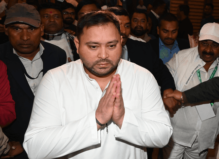 तेजस्वी यादव ने गणतंत्र दिवस की बधाई देते हुए एनडीए सरकार पर साधा निशाना, संविधान की रक्षा का किया आह्वान