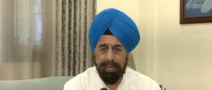 छात्रों के कंधे पर बंदूक रखकर अपनी राजनीतिक रोटियां सेंक रही थी कांग्रेस और सपाः आरपी सिंह