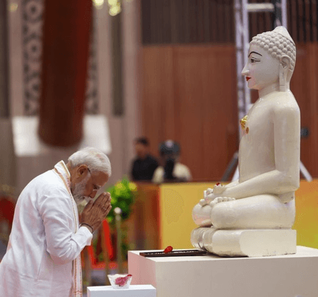 भगवान महावीर के विचार सदैव मानवता के पथ-प्रदर्शक बने रहेंगेः प्रधानमंत्री नरेंद्र मोदी