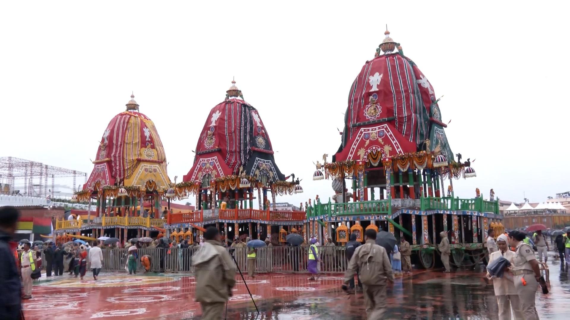 'बारिश नहीं, प्रभु का आशीर्वाद है'... पुरी पहुंचे लाखों श्रद्धालु, जय जगन्नाथ के जयकारों से गूंजा शहर