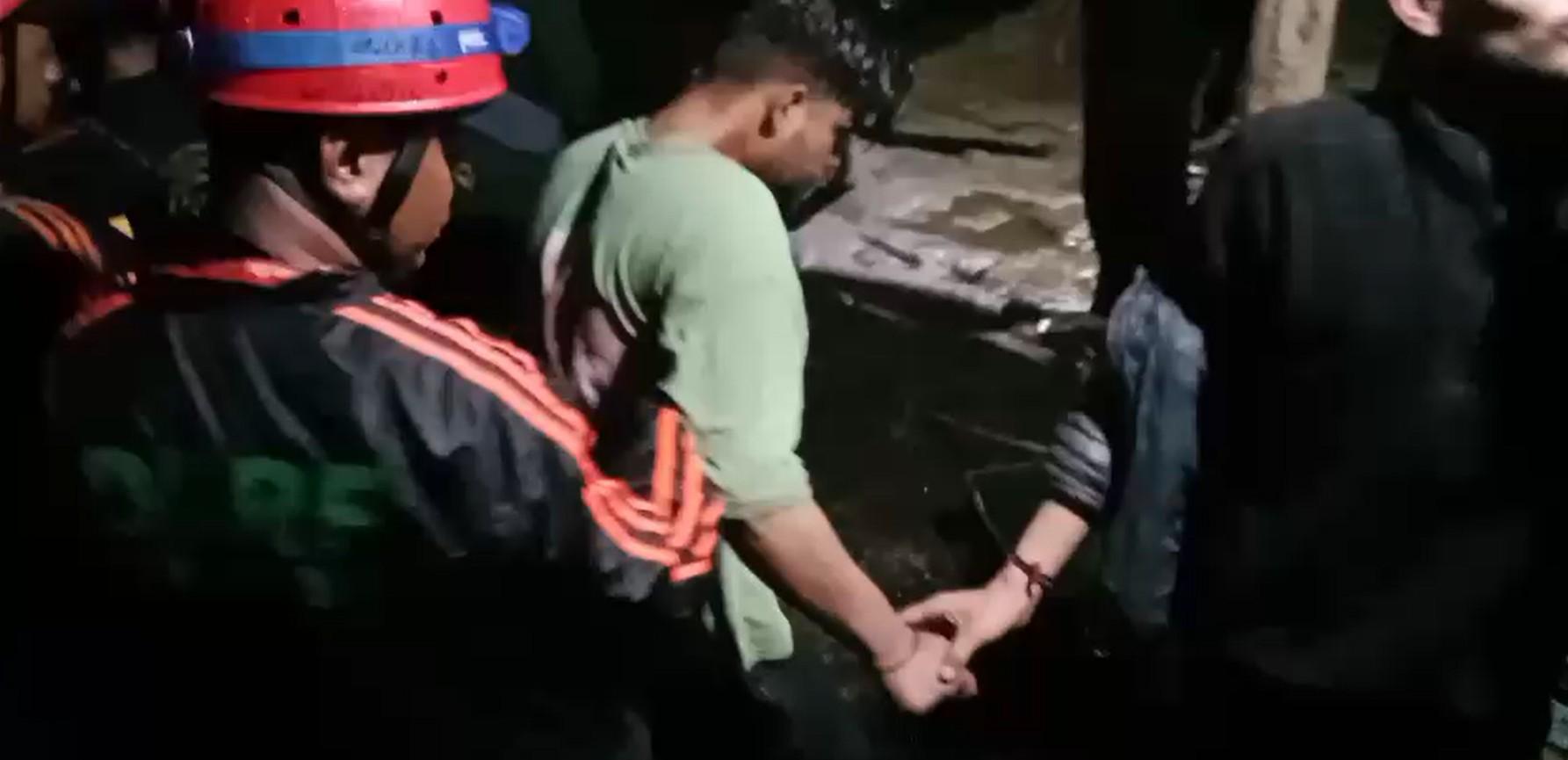 उत्तराखंड: गौरीकुंड के पास खाई में गिरा युवक, कड़ी मशक्कत के बाद रेस्क्यू टीमों ने बचाया