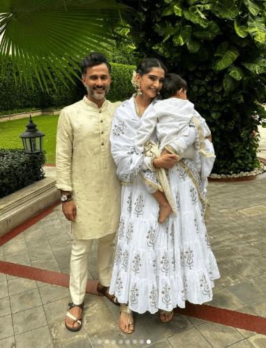 दूसरी बार मां बनीं सोनम कपूर, बेबी बॉय को दिया जन्म