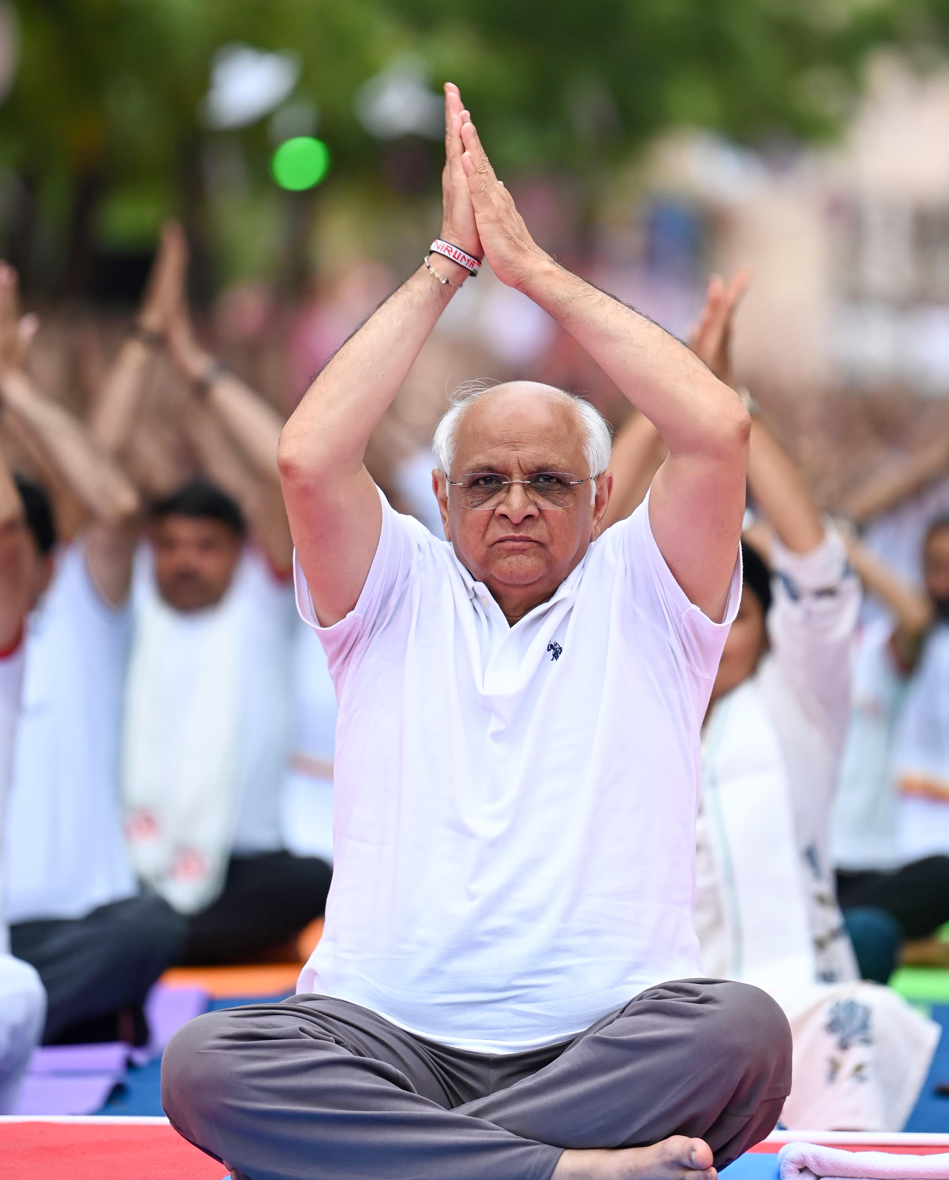 गुजरात में होगा अंतरराष्ट्रीय योग दिवस, 1.25 करोड़ से ज्यादा लोग लेंगे हिस्सा