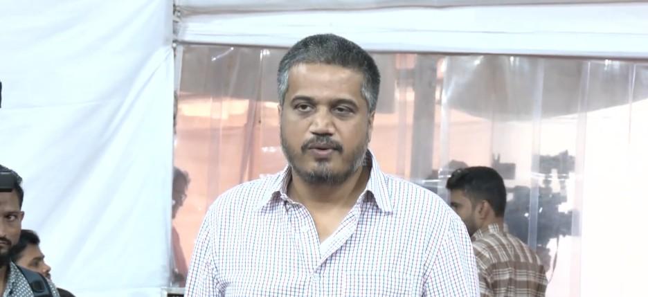 'मिसिंग लिंक' की क्वालिटी पर सवाल रोहित पवार ने उठाए सवाल, बोले- कई जगहों से फव्वारों की तरह पानी रिसने लगा