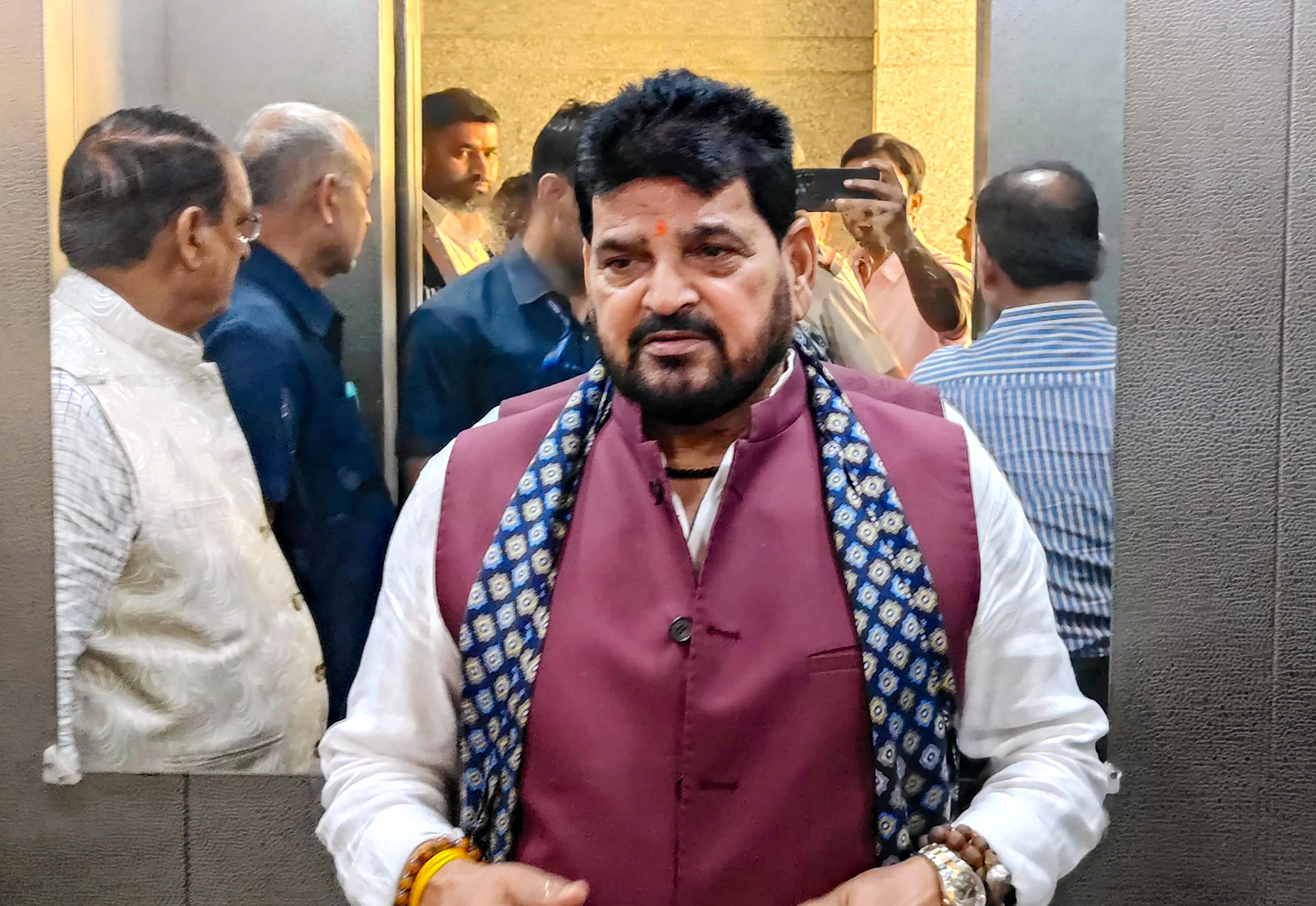 उत्तर प्रदेश में कांग्रेस का कोई आधार नहीं, सपा के साथ गठबंधन से हो सकता है फायदा: बृजभूषण शरण सिंह