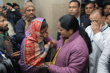 दिल्ली के लोगों को गुणवत्तापूर्ण स्वास्थ्य सेवा मुहैया कराना, हमारी प्राथमिकता: सीएम रेखा गुप्ता
