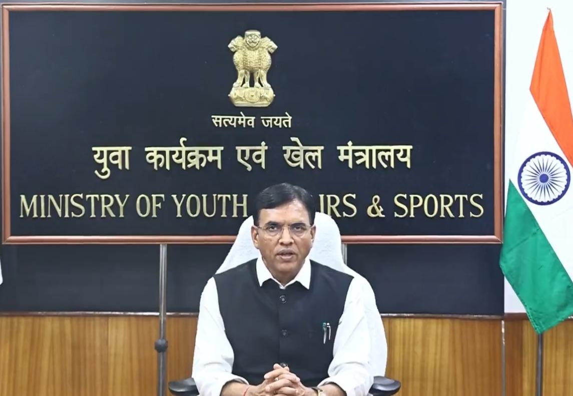 विश्व साइकिल दिवस पर मनसुख मांडविया की युवाओं से अपील, साइकिल को बनाएं जीवन का अभिन्न अंग