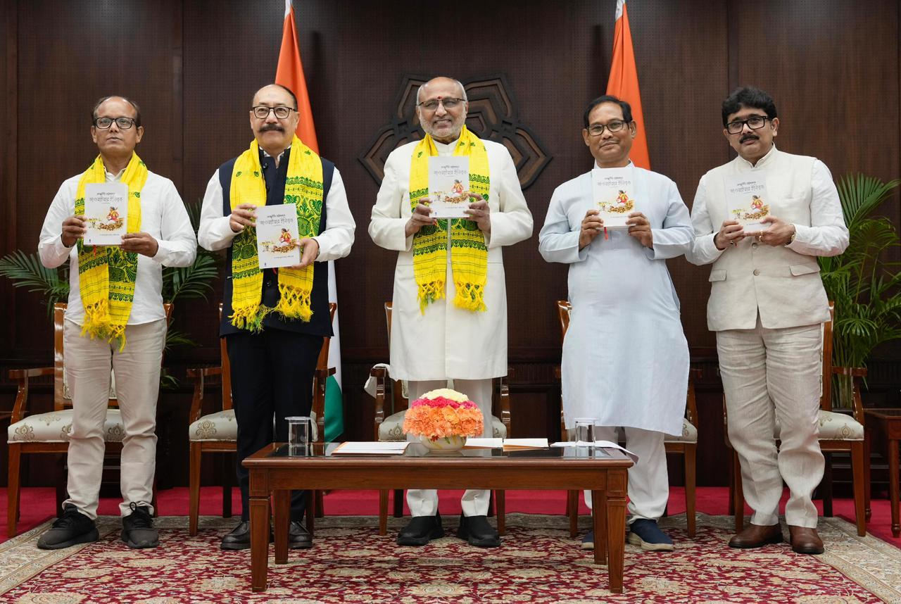 'भवाईया' आम लोगों की भावनाओं, आकांक्षाओं और बुद्धिमत्ता को प्रतिबिंबित करता है: उपराष्ट्रपति