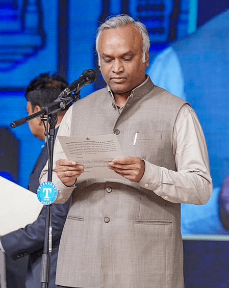 'पहले इतिहास पढ़ें', सावरकर और बोस के बारे में टिप्पणी को लेकर प्रियांक खड़गे पर भड़की भाजपा