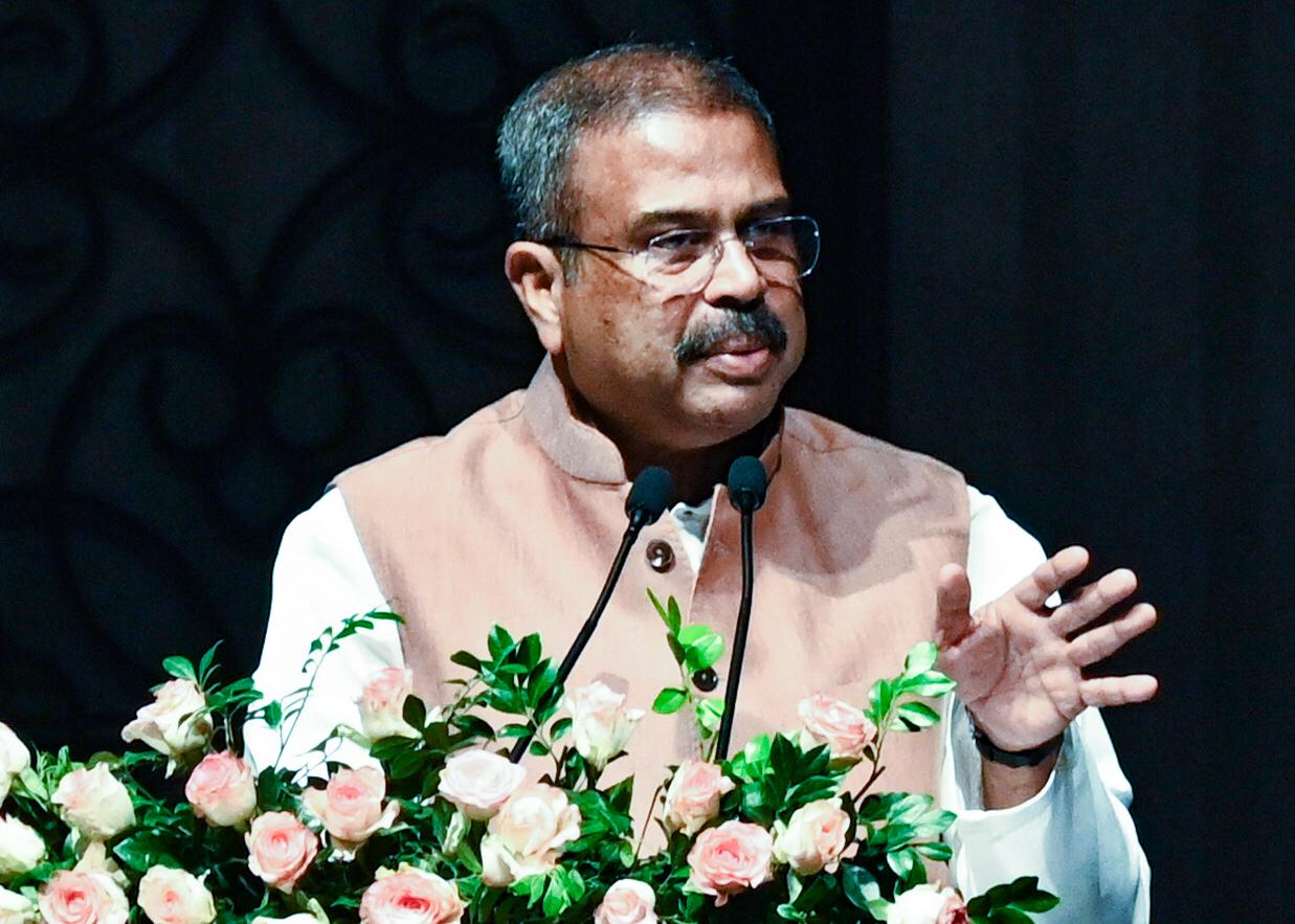 नीट यूजी पुनर्परीक्षा: सरकार छात्रों के हितों की रक्षा के लिए पूरी तरह प्रतिबद्ध: धर्मेंद्र प्रधान
