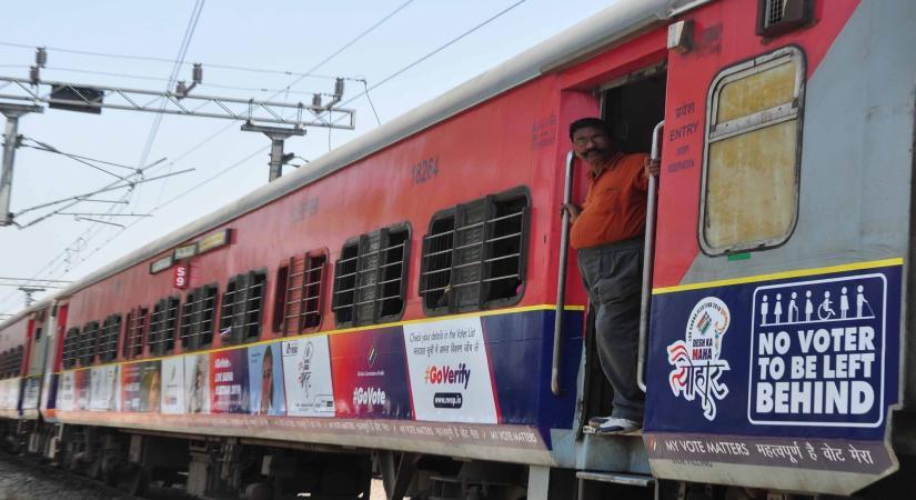 भारतीय रेलवे ने नांदेड़ डिवीजन में 163 करोड़ रुपए की इलेक्ट्रिक ट्रैक्शन अपग्रेड परियोजना को दी मंजूरी