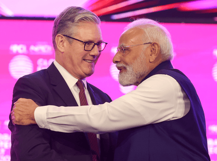 कीर स्टार्मर ने प्रधानमंत्री मोदी को उनके नेतृत्व और दूरदर्शिता के लिए बधाई दी
