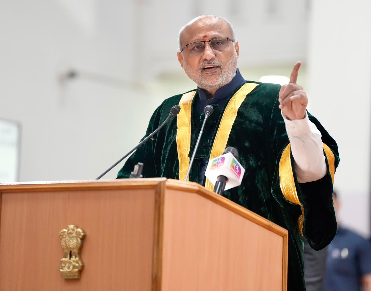 एसआरएमआईएसटी