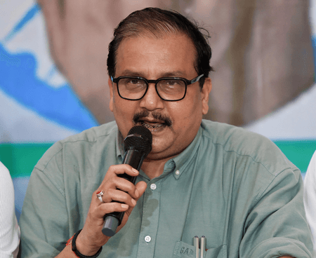 चुनाव में धांधली और वोट चोरी के आरोपों को बड़े नजरिए से देखना चाहिए: राजद सांसद मनोज झा