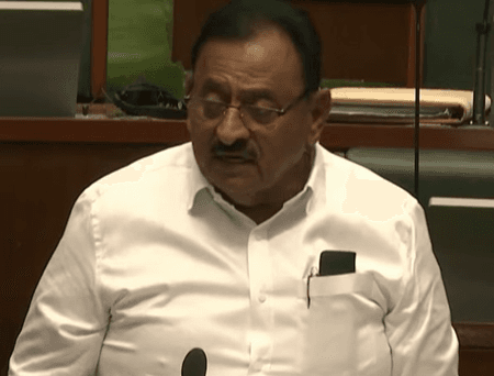 महाराष्ट्र सरकार ने अवैध साहूकारों पर शिकंजा कसने के लिए विधेयक पेश किया
