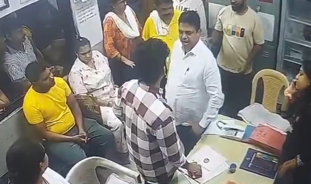 महाराष्ट्र: डॉक्टरों के संगठन ने शिवसेना कॉर्पोरेटर की गिरफ्तारी का स्वागत किया, जारी रहेगा 'ब्लैक रिबन' विरोध प्रदर्शन