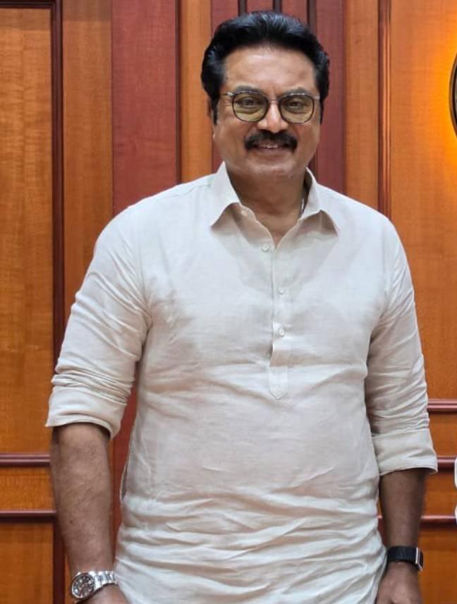 वायनाड हादसे पर तमिल अभिनेता सरथकुमार ने व्यक्त किया दुख, बोले- परिजनों के प्रति संवेदनाएं