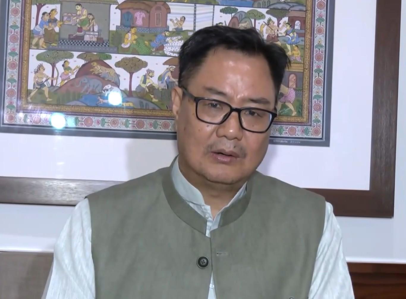 एनडीए सांसदों ने राहुल गांधी पर साधा निशाना, कहा-बयानबाजी छोड़ बिल के प्रावधानों पर चर्चा करें राहुल गांधी