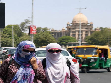 अब धीरे-धीरे बढ़ेगा एनसीआर में गर्मी का पारा, तेज हवाओं से एक्यूआई येलो जोन में