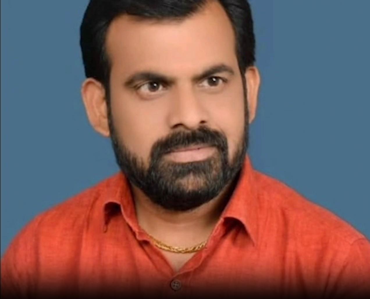 मध्य