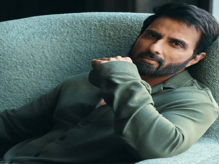 एक्टर सोनू सूद ने बच्चों के लिए सरकार से की ऑस्ट्रेलिया की तर्ज पर कदम उठाने की गुजारिश