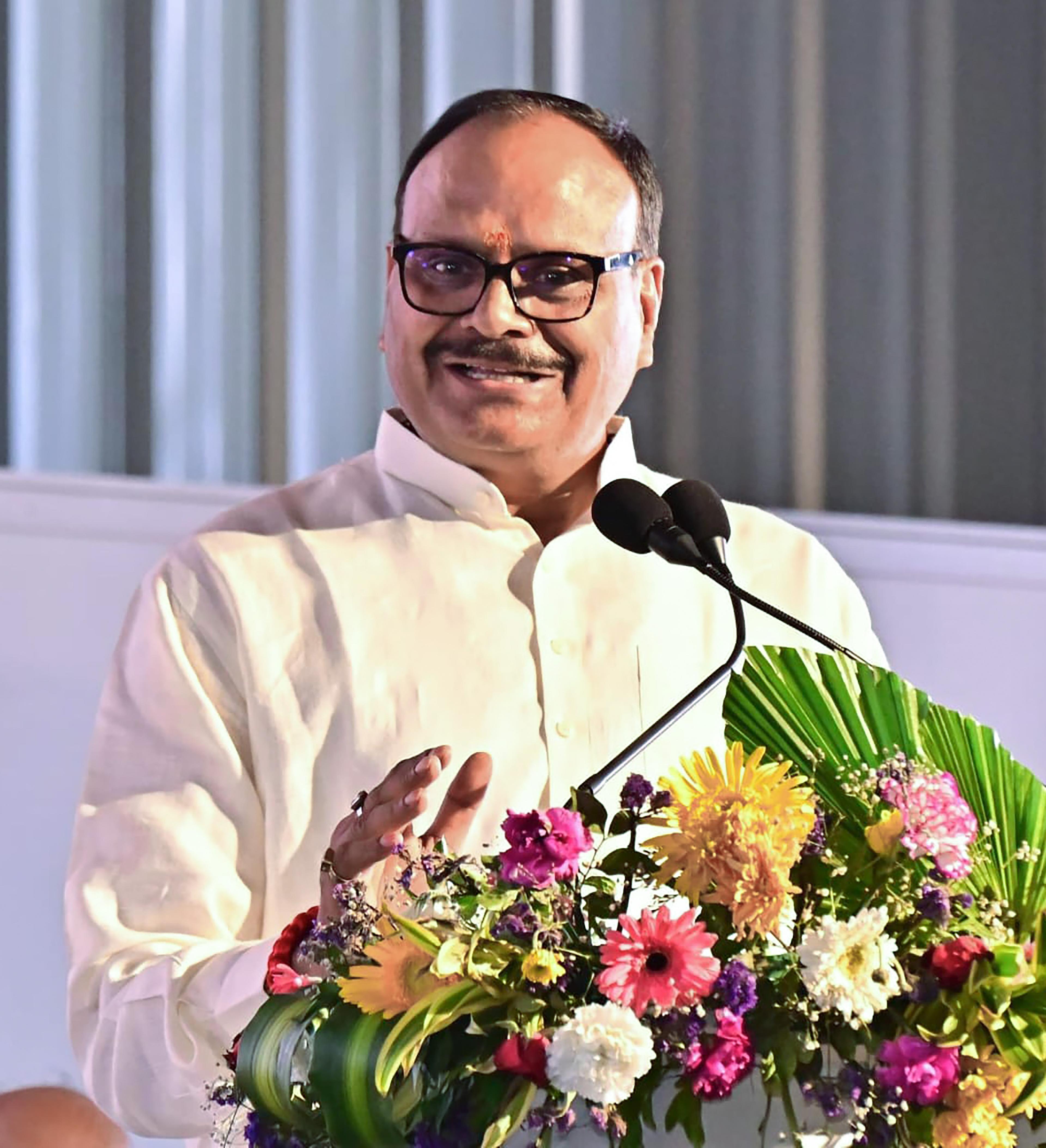 मानक