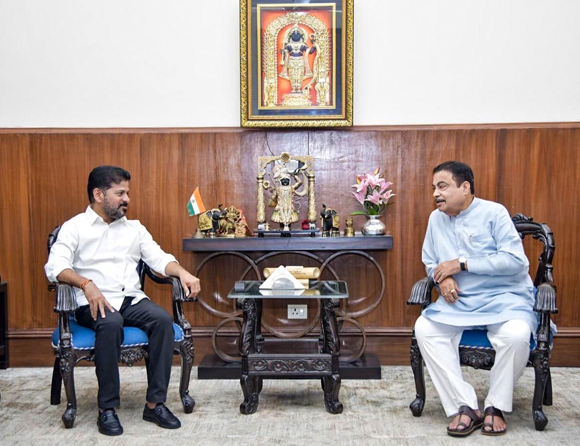 तेलंगाना : सीएम रेड्डी ने रीजनल रिंग रोड के उत्तरी हिस्से पर काम शुरू करने के लिए केंद्र से मंजूरी मांगी