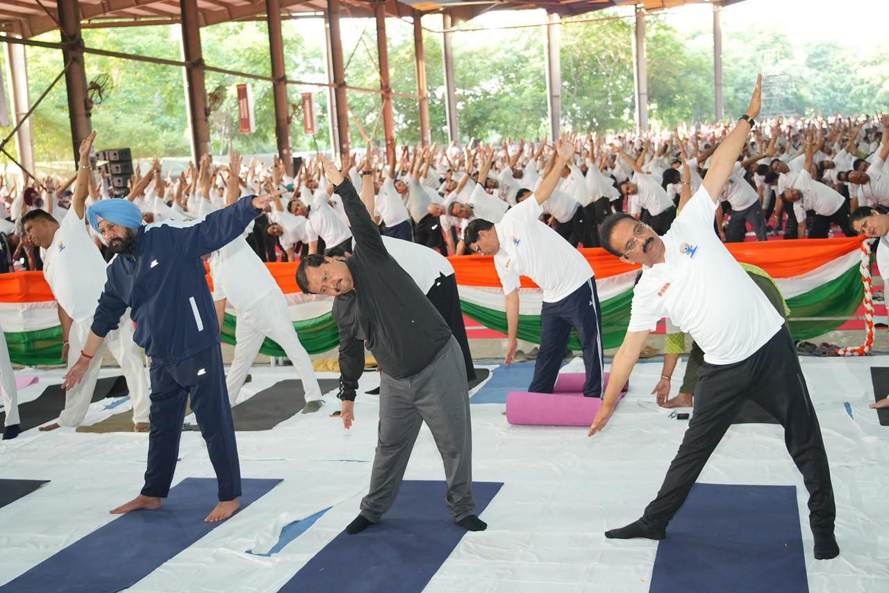 भाजपा के राष्ट्रीय अध्यक्ष नितिन नवीन ने पंजाब में योग दिवस समारोह में हिस्सा लिया