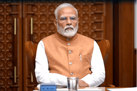 अहमदाबाद विमान हादसा : पीएम मोदी ने अमित शाह, राम मोहन नायडू से की बात