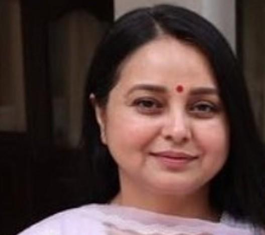 बिहार: रोहिणी आचार्य ने राजद में बदलाव का समर्थन किया, अनुभवी नेताओं को प्राथमिकता देने की अपील