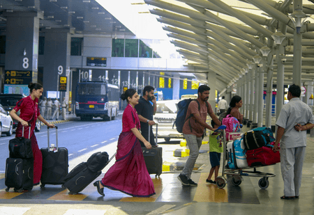 दिल्ली एयरपोर्ट पर एटीएस सिस्टम में तकनीकी खराबी, यात्रियों के लिए एडवाइजरी जारी