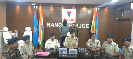 रांचीः 25 से अधिक मामलों में वांटेड नक्सली संगठन का सब जोनल कमांडर विक्रम राम गिरफ्तार, 15 वर्षों से थी तलाश