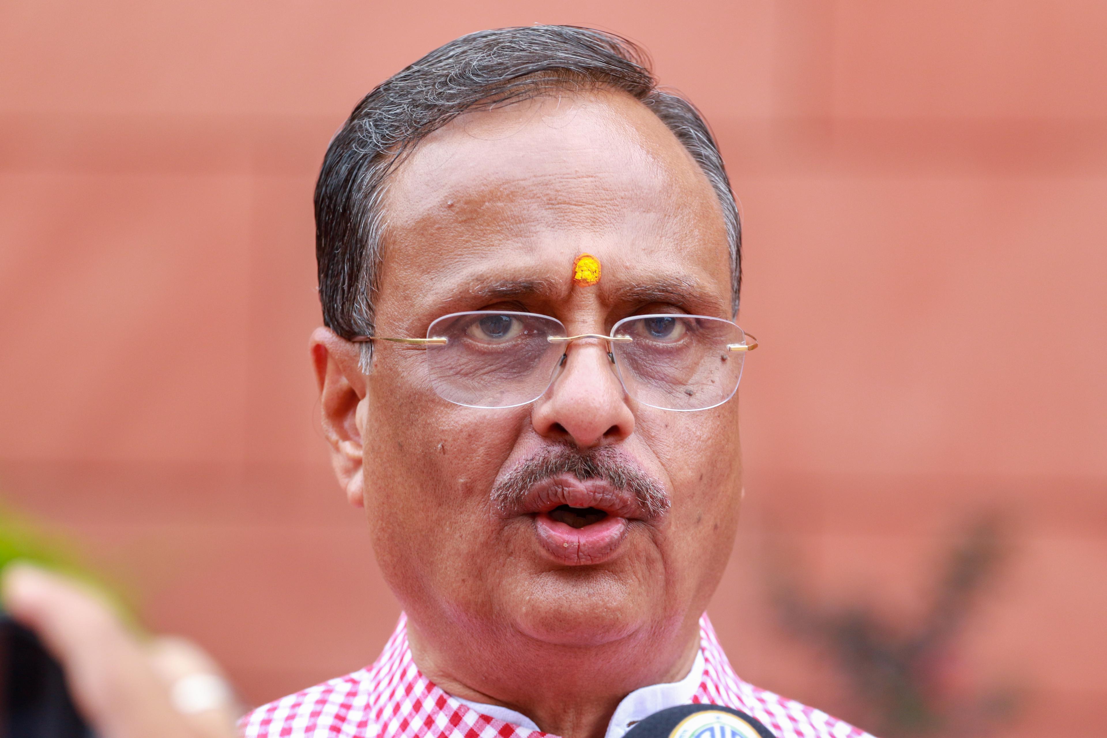 सपा सरकार में चीटिंग एक उद्योग बन गई थी,