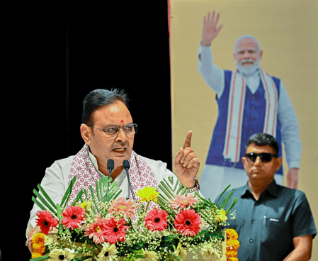 'जब भी दिल्ली जाता हूं, ठोस नतीजे लेकर लौटता हूं', गहलोत की टिप्पणी पर सीएम भजनलाल का पलटवार