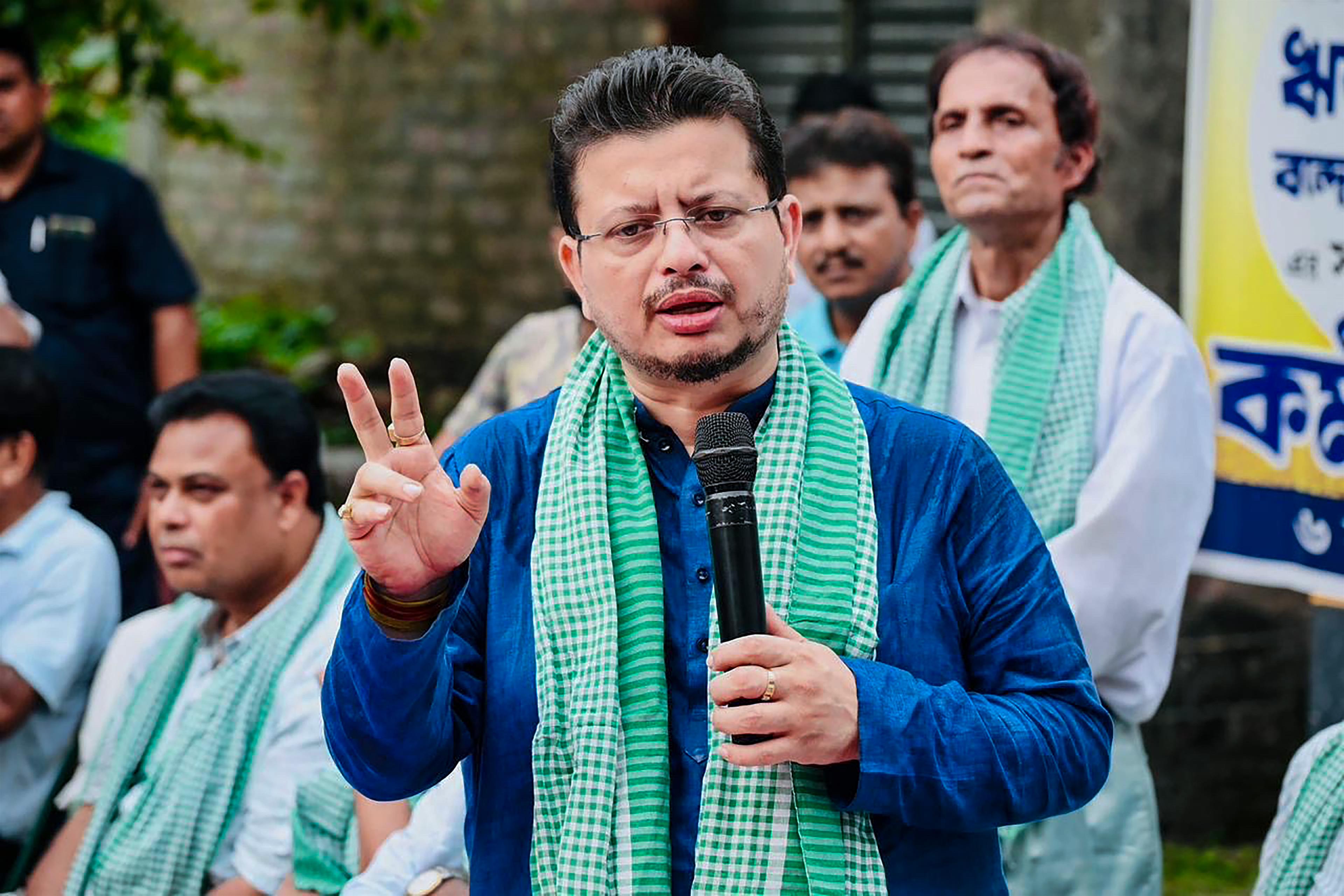 तृणमूल में फूट: नए गुट ने ऋतब्रत बनर्जी को नेता प्रतिपक्ष बनाया, ममता बनर्जी बनी रहेंगी पार्टी प्रमुख