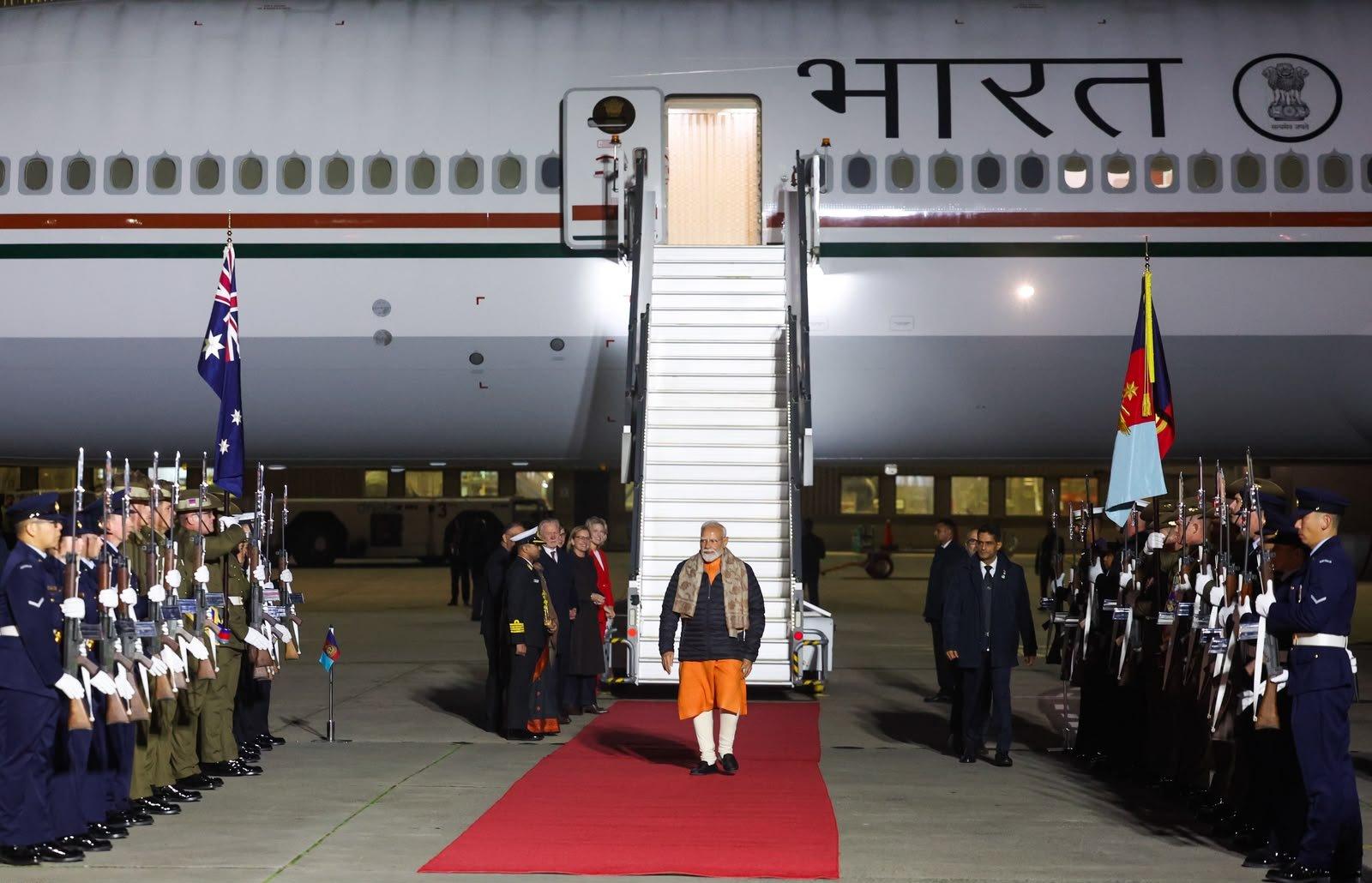 ऑस्ट्रेलिया दौरे पर मेलबर्न पहुंचे पीएम मोदी, दोनों देशों के संबंधों को मजबूत बनाने पर रहेगा जोर