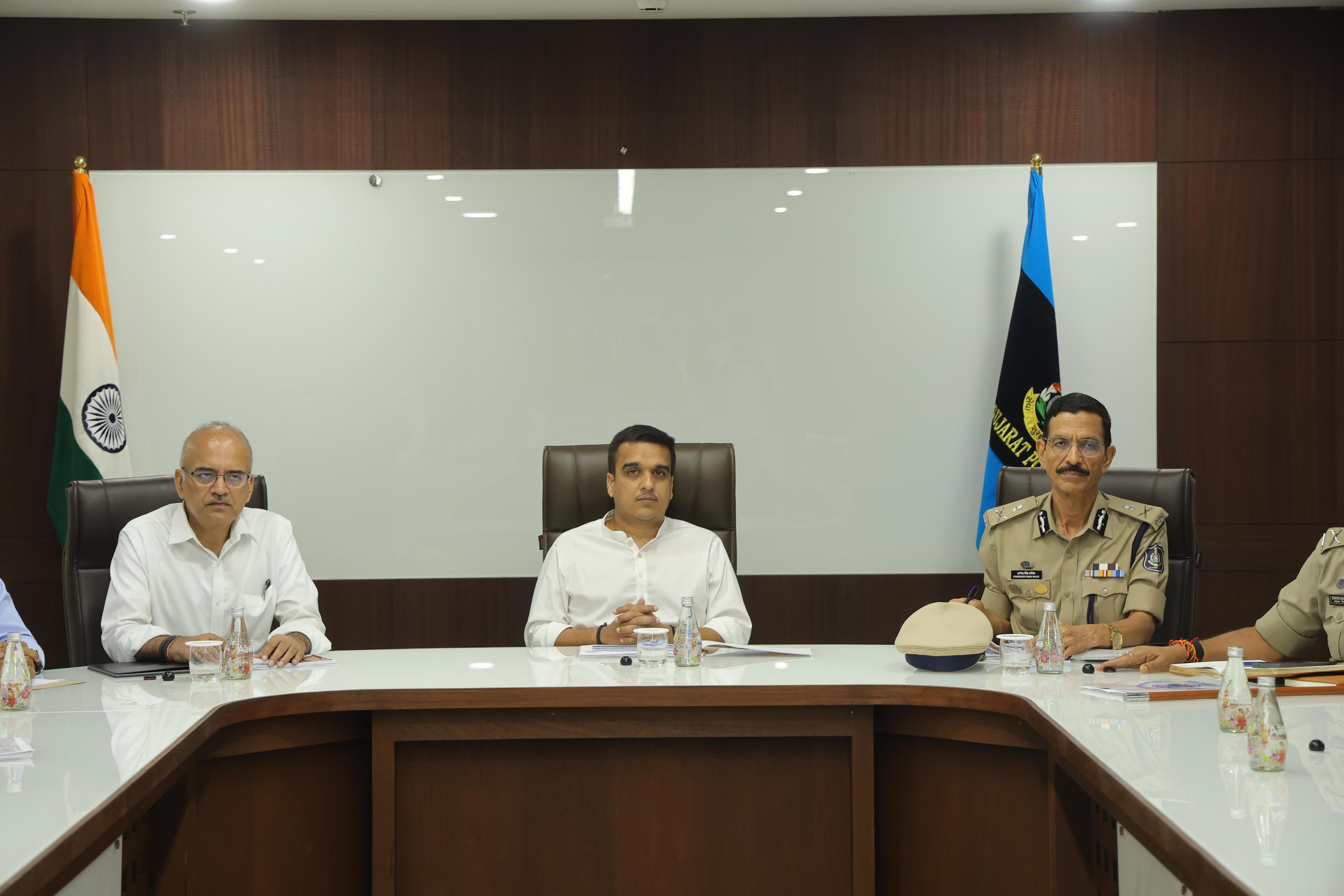 अहमदाबाद रथ यात्रा: हर्ष संघवी ने सुरक्षा तैयारियों की समीक्षा की, एआई और स्मार्ट ट्रैकिंग तकनीक का होगा इस्तेमाल