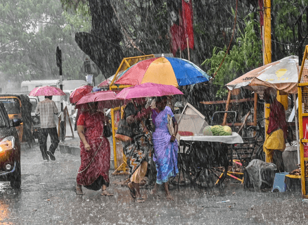 आईएमडी अलर्ट: चेन्नई समेत तमिलनाडु के कई जिलों में भारी बारिश की चेतावनी