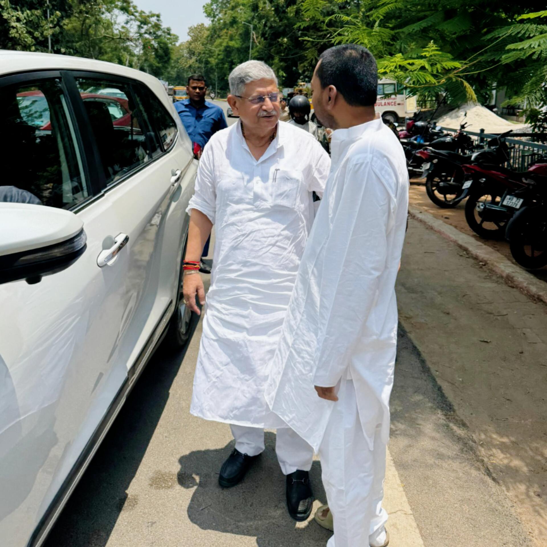 बिहार के मंत्री निशांत कुमार की पटना में ललन सिंह से हुई मुलाकात