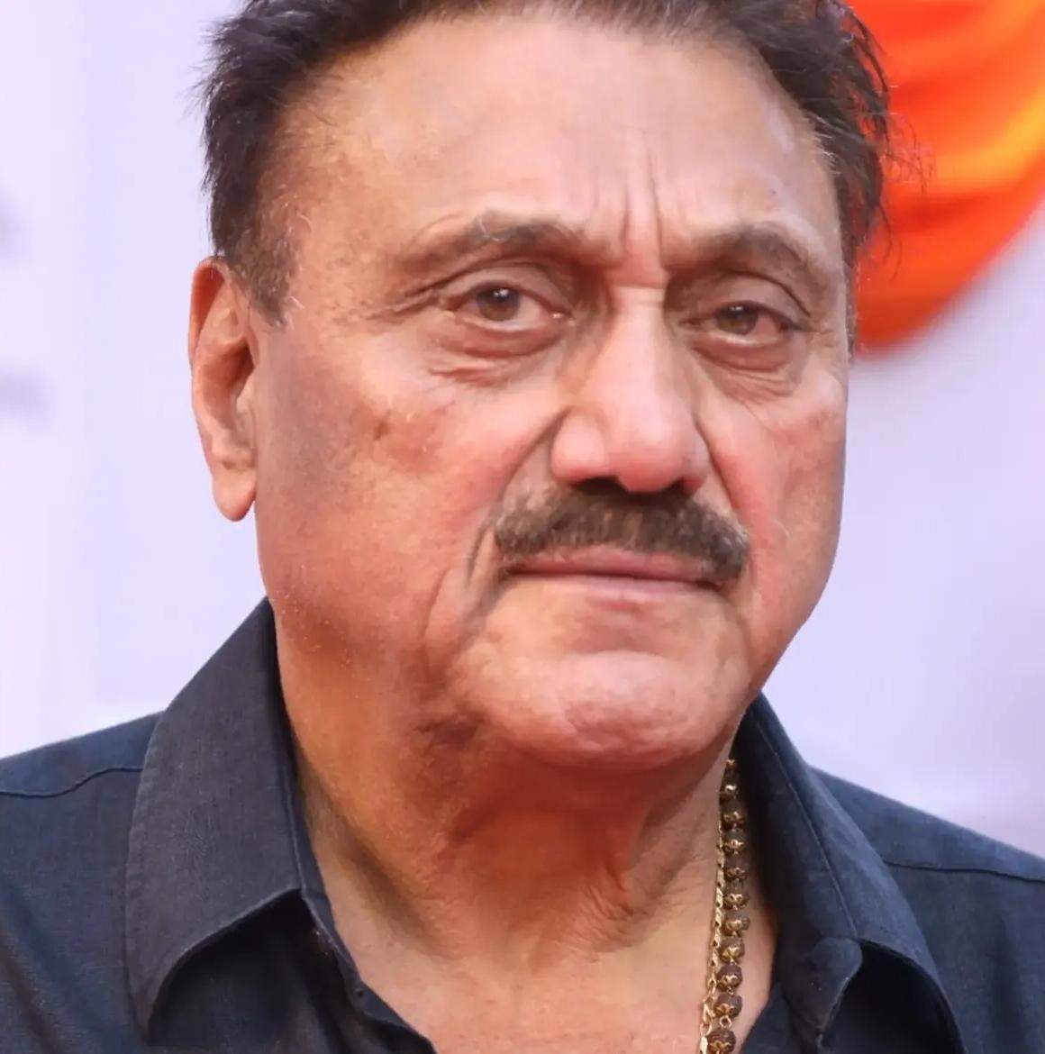 फूल और कांटे