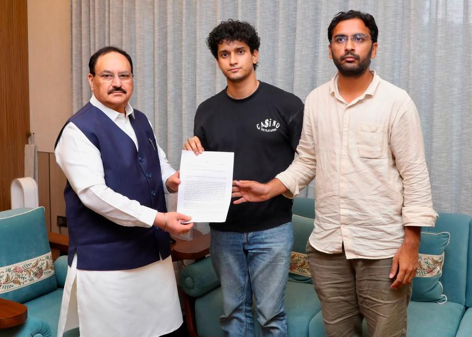 कॉकरोच जनता पार्टी के सदस्यों के साथ बैठक अच्छी रहीः जेपी नड्डा