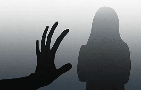 मुंबई में दहेज उत्पीड़न को लेकर महिला ने पति और ससुराल वालों के खिलाफ मामला दर्ज कराया