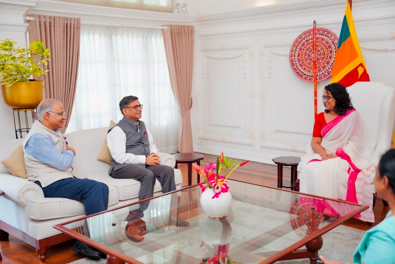 विक्रम मिस्री ने पीएम हरिनी अमरसूर्या से की मुलाकात, भारत और श्रीलंका के बीच सहयोग बढ़ाने पर चर्चा
