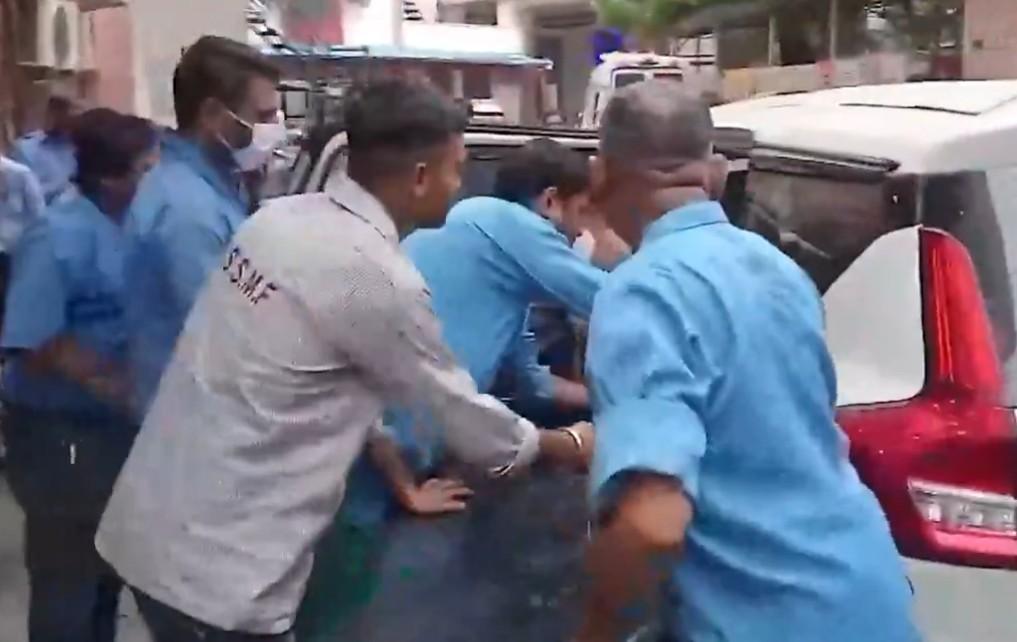 जंतर-मंतर प्रदर्शन के दौरान घायल युवती 10 दिन बाद आरएमएल अस्पताल से मिली छुट्टी