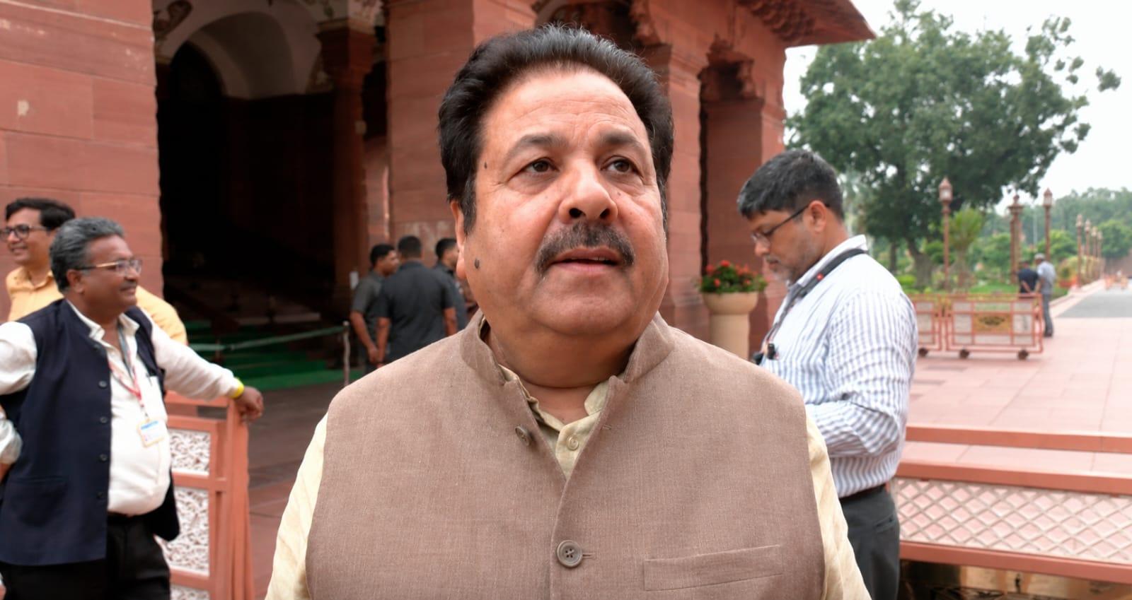 मनमोहन सिंह के खिलाफ कोयला घोटाला मामला खारिज करना सत्य की जीत: राजीव शुक्ला