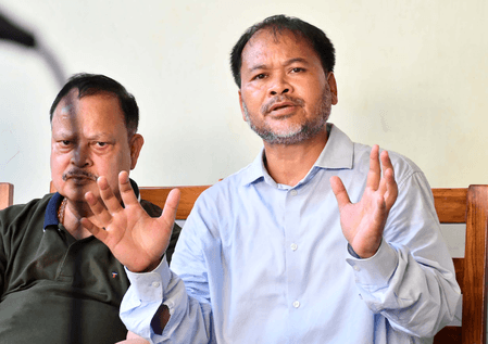 असम: अखिल गोगोई ने 'एएएसयू' पर निशाना साधा, राजनीतिक सौदों में शामिल होने का आरोप लगाया
