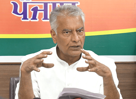 पंजाब के किसानों की दुर्दशा पर जाखड़ का वार, ‘सीएम मान रैलियों में व्यस्त, मुआवजे में देरी’