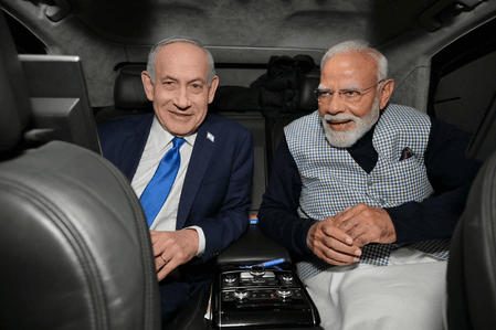 इजरायली संसद में भाषण के बाद एक ही कार में सवार हुए पीएम मोदी और नेतन्याहू, शेयर की फोटो